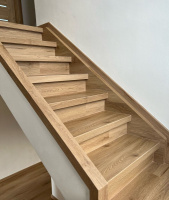  Vinylove schody s nosem Dub Bunbury